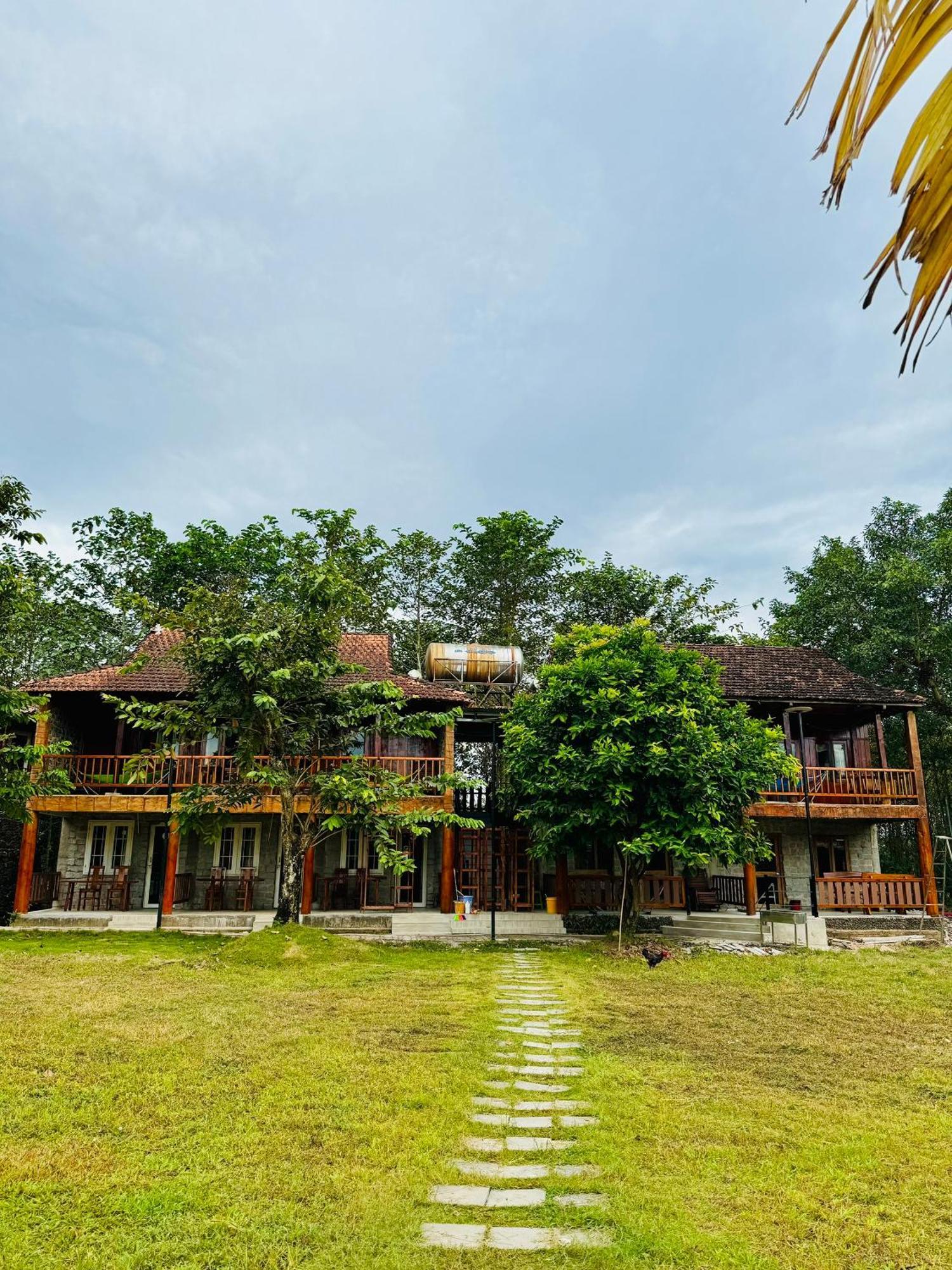 Lava Rock Viet Nam Lodge Cat Tien Exteriér fotografie